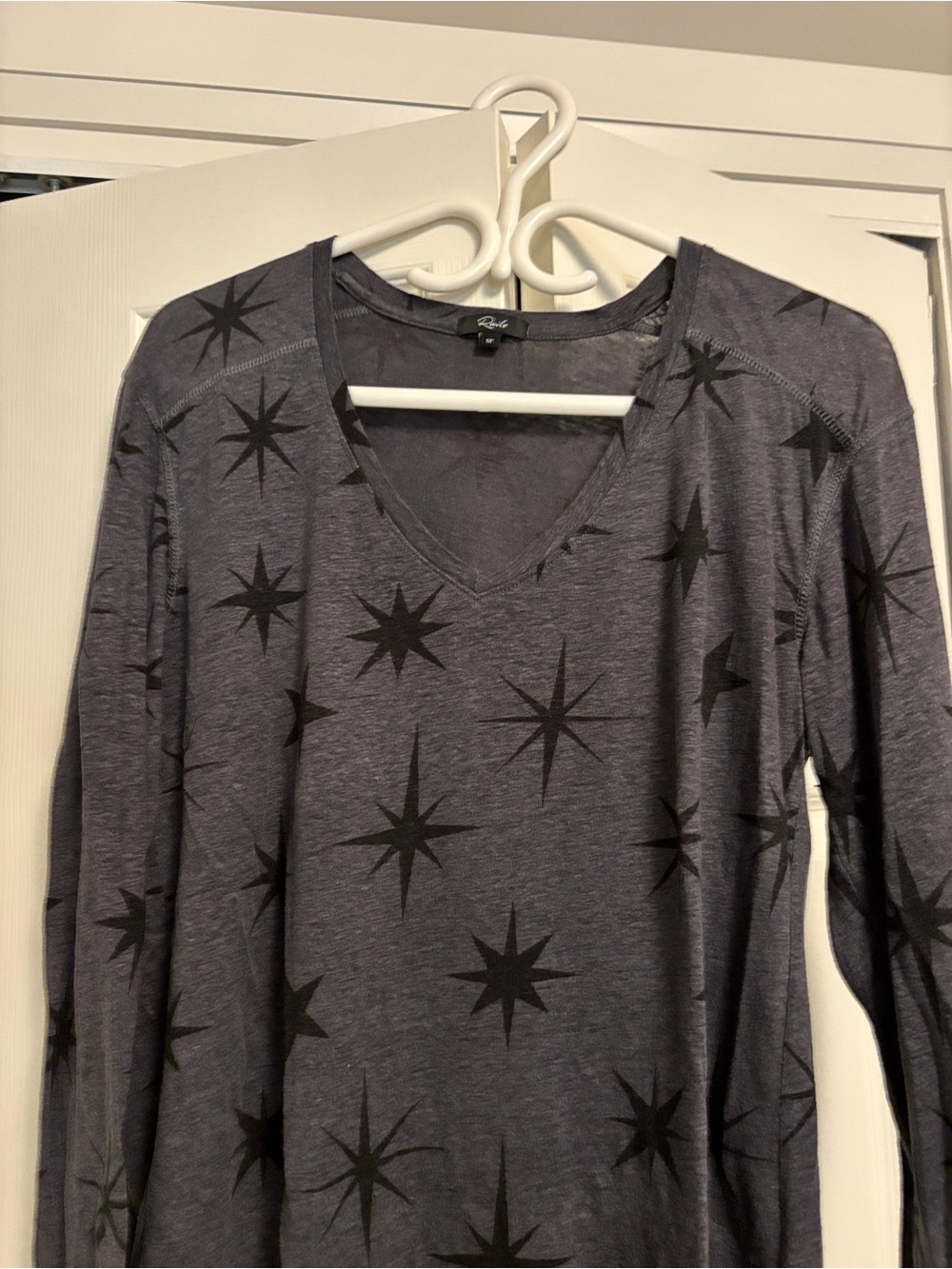 Dark Gray Star Print Long-Sleeve Women’s Top